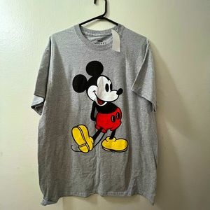 NWT DISNEY MICKEY MOUSE TSHIRT